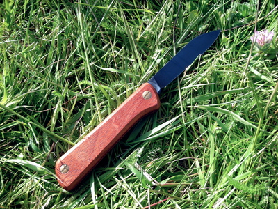 Couteau EKA