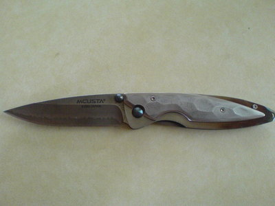 couteau mcusta